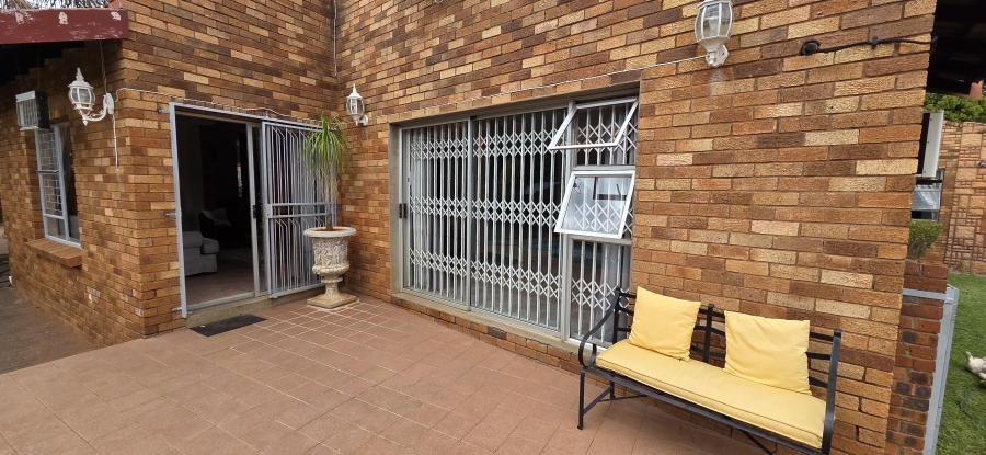 4 Bedroom Property for Sale in El Toro Park Northern Cape